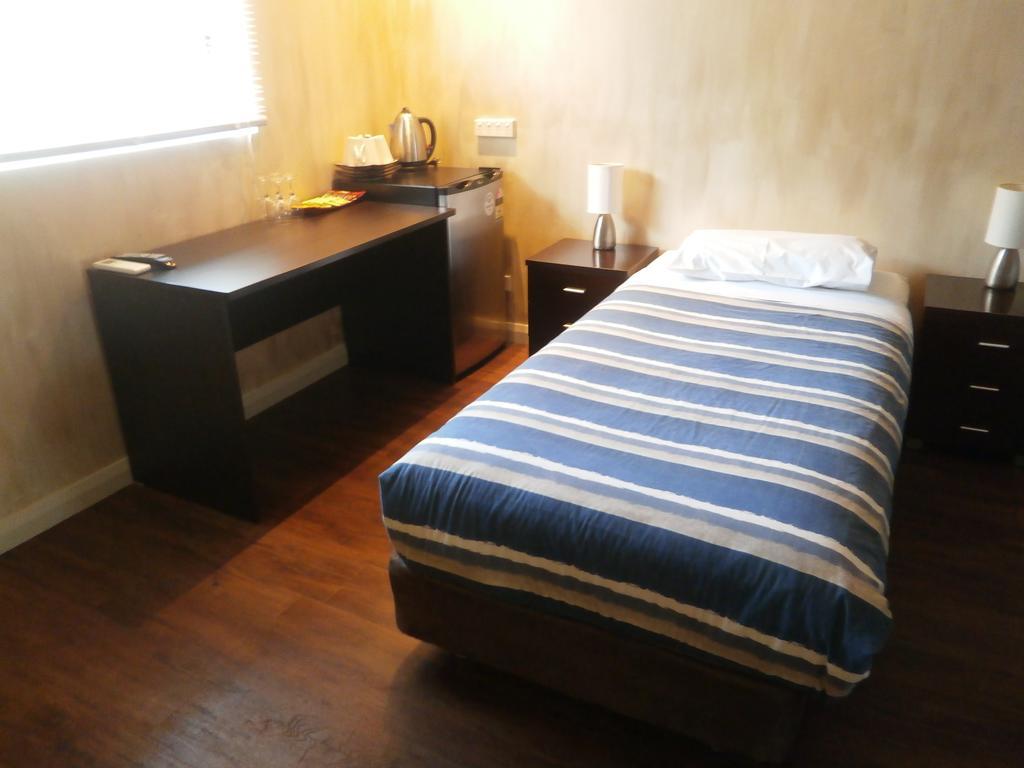 Siesta Villa จินดาไบน์ ภายนอก รูปภาพ