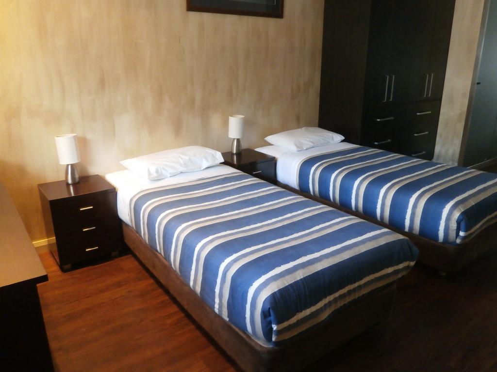 Siesta Villa จินดาไบน์ ภายนอก รูปภาพ